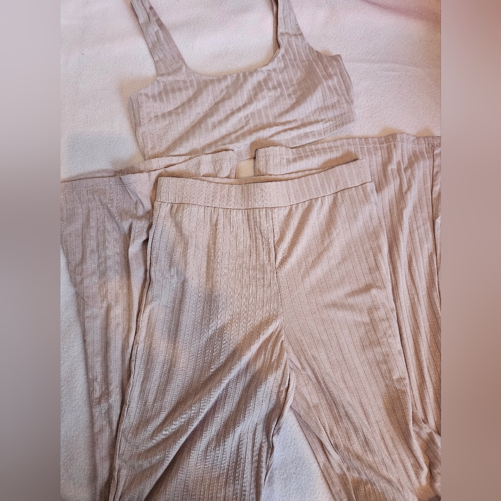 Forever 21 crop top pants set